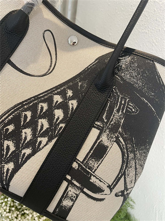Her.mes  Garden Party 36CM Togo Leather and Graffiti Canvas HS