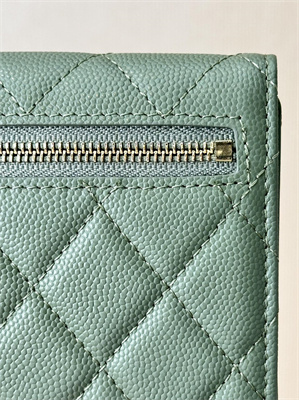 Chanel Small Flap Wallet Tri-Fold Grained Calfskin Gold Tone Metal Green A82288