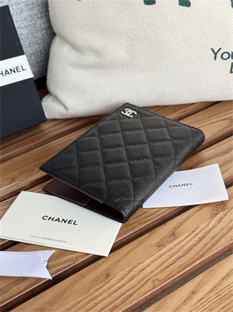 Chanel Passport Holder In Grained Calfskin Silver Tone Metal Black A80385