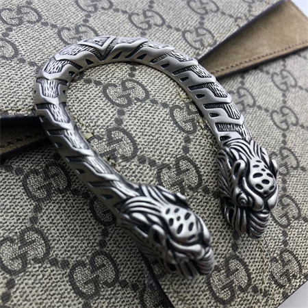 Gu.cci Dionysus small shoulder bag GG Supreme canvas 400249