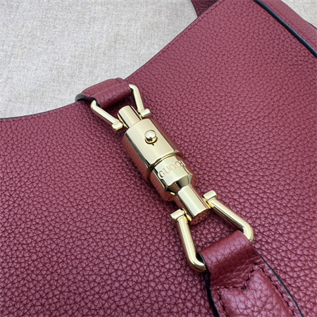 Gu.cci Jackie 1961 Small Shoulder Bag Burgundy Grained Leather 636709