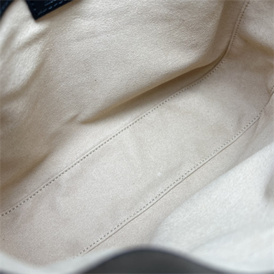 Gu.cci Diana Small Shoulder Bag Black Leather 746251