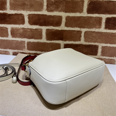 Gu.cci Diana Small Shoulder Bag White Leather 746251