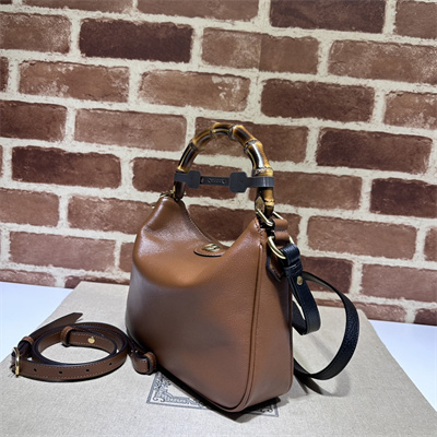 Gu.cci Diana Small Shoulder Bag Brown Leather 746251