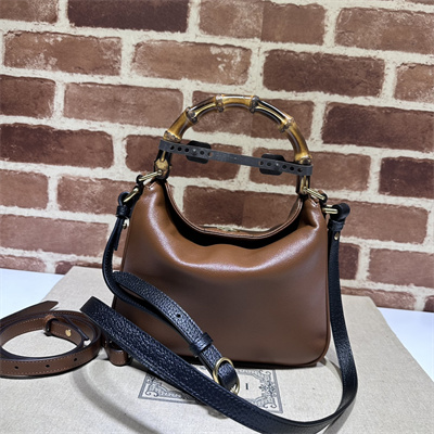 Gu.cci Diana Small Shoulder Bag Brown Leather 746251