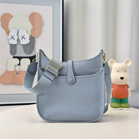 Evelyne III PM  Bag In Bleu Lin(options)