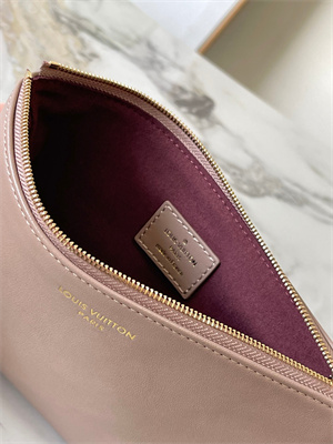 L.V Coussin Coussin Hobo MM Bag Calf Leather Galet M12071