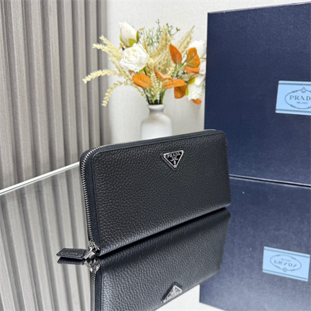 Prada Grained Leather Wallet Black 2ML317