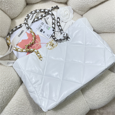 Cha.nel 19 Shopping Bag Lambskin Gold Tone Metal White AS3660