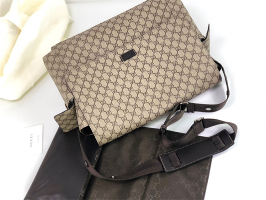 Gu.cci GG Supreme Medium Baby Changing Bag 211131