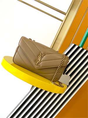 Y.S.L LOULOU Small in MATELASSÉ lambskin Gold Tone Metal