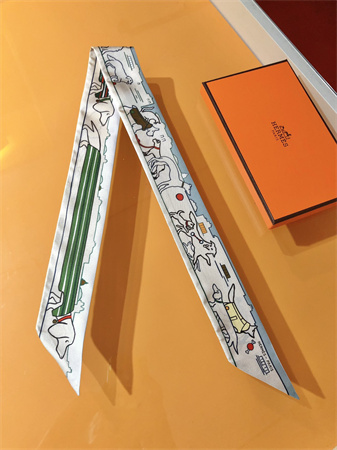 Hermes Twilly 100% Silk 37830