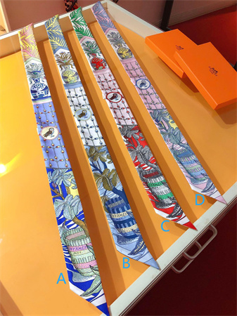 Hermes Twilly 100% Silk 37834