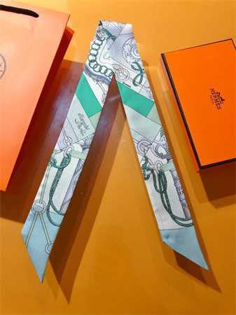 Hermes Twilly 100% Silk 37845