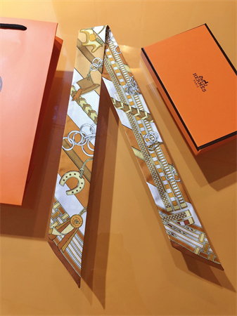 Hermes Twilly 100% Silk 37856