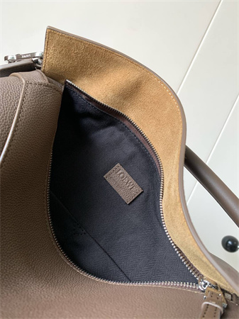 Loewe Puzzle Bag In Soft Grained Calfskin