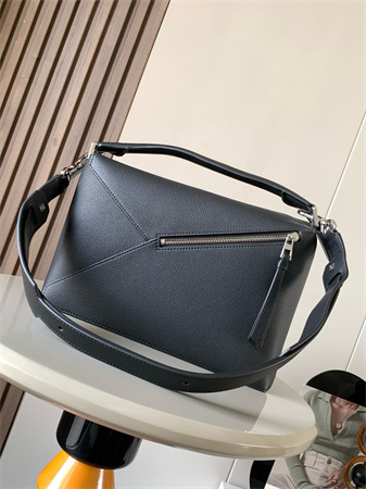 Loewe Puzzle Bag In Soft Grained Calfskin