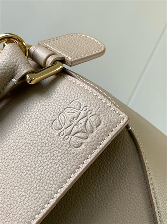 Loewe Puzzle Bag In Soft Grained Calfskin