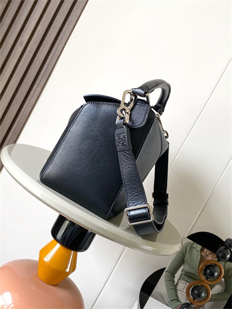 Loewe Large Puzzle Bag In Shinny Grained Calfskin