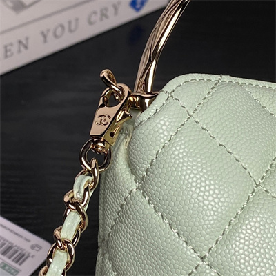Chanel Coco Crush Top Handle Bag Grained Calfskin Gold Tone Metal Lt Green AP4591