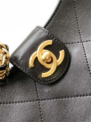 Chanel Hobo Bag Lambskin Gold Tone Metal Black AS5403