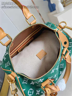 L.V Speedy P9 Bandoulière 30 Monogram Soft Calfskin Green