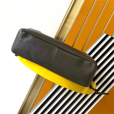 Y.S.L Jamie Shopping Bag Small In Lambskin Lt Musk Color