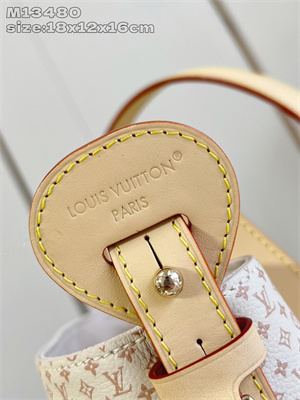 LV All In BB Fashion Leather Calfskin Dune/Sand M15130