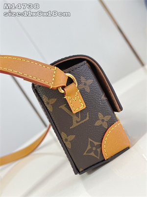 L.V Steamer Wearable Wallet Monogram Canvas M14738