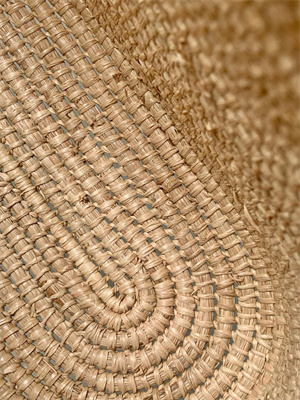 Loewe Small Square basket in Raffia&Calfskin Nature/White