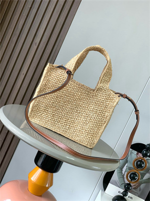 Loewe Mini LOEWE Font tote in raffia Nature