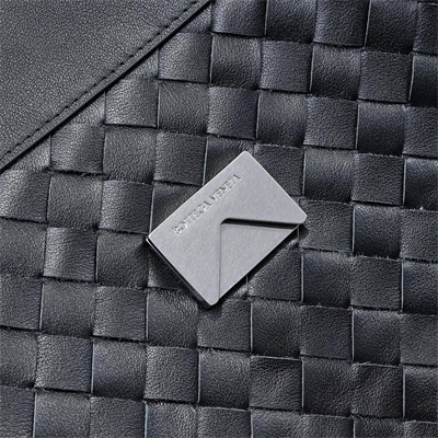 BV Large Andiamo Messenger Bag In Calfskin Black