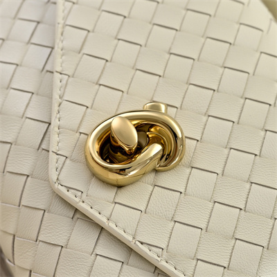 BV Knot Lock Bag In Lambskin Sea Salt