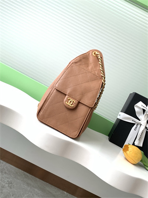 Chanel 25 Small Handbag Grained Calfskin Gold Tone Metal Brown AS5293