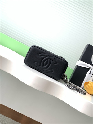 Chanel Vanity Case Grained Calfskin& Silver-Tone Metal Black AP3940