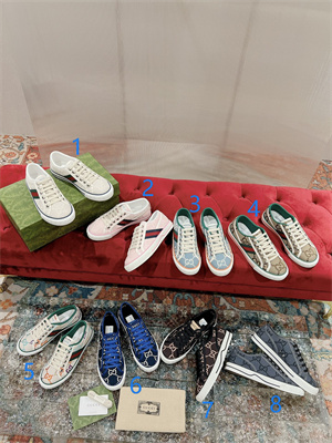 Gucci Sneakers Women/Men 38994