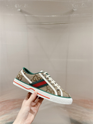 Gucci Sneakers Women/Men 38994