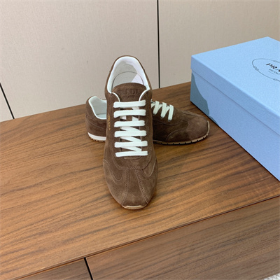 Prada Sneakers Women 39020