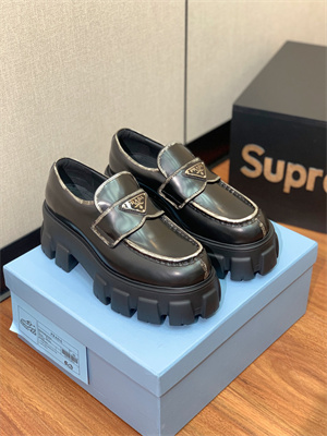 Prada Loafer Women/Men 39023