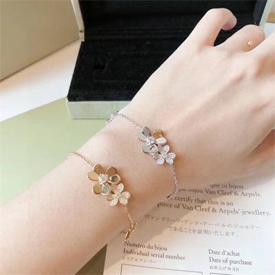 Van Cleef & Arpels Bracelet 38800
