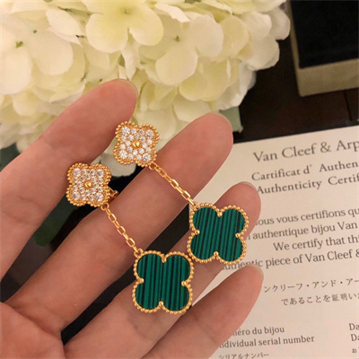 VcaCleef &Arpels Earrings 38802