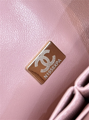 Chanel Medium Classic Flap Bag Grained Calfskin Gold Tone Metal Pink 01112 TOP
