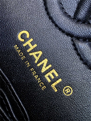 Chanel Small Classic Flap Bag Grained Calfskin Gold Tone Metal Black 01117 TOP
