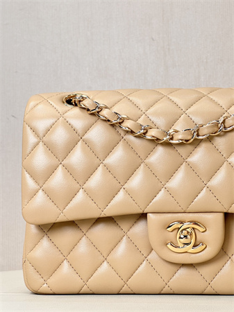 Chanel Medium Classic Flap Bag Lambskin Gold Tone Metal Beige 01112 TOP