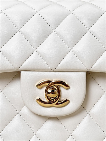 Chanel Small Classic Flap Bag Lambskin Gold Tone Metal White 01117 TOP