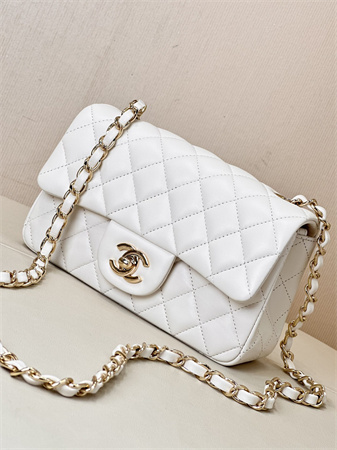 Chanel Mini Classic Flap Bag Lambskin Gold Tone Metal White Color 01116 TOP