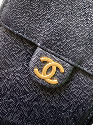 Chanel 25 Small Handbag Grained Calfskin Gold Tone Metal Navy AS5293