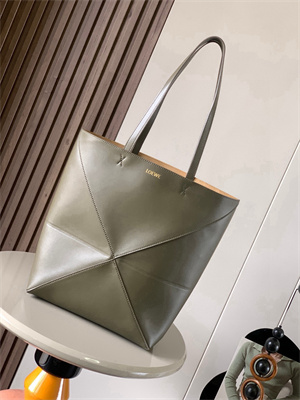 Loewe Medium Puzzle Fold Tote In Shinny Calfskin