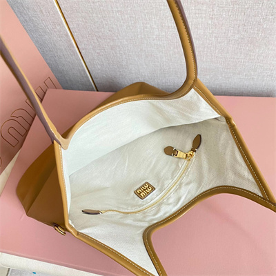 MiuMiu Ivy Leather Bag Cognac Color