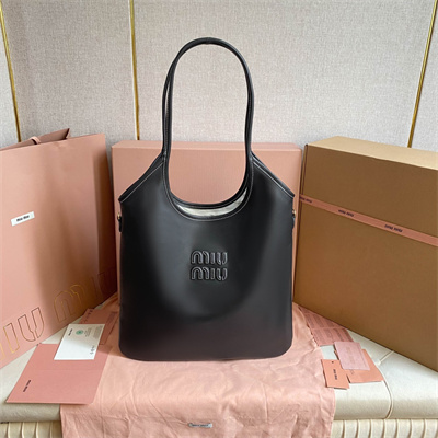 MiuMiu Ivy Leather Bag Black Color